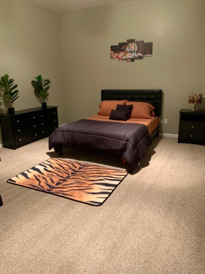 Spunky Town Home New Center Area Detroit Esterno foto